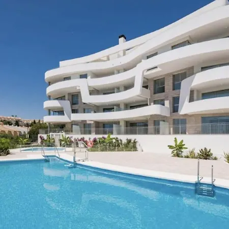 Luxury Frontline In Aria With And Fitness Apartment *