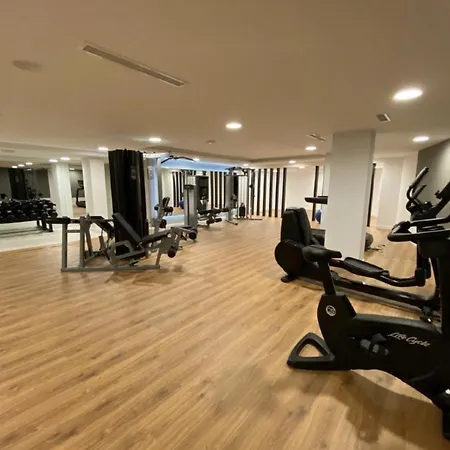 Luxury Frontline In Aria With And Fitness *