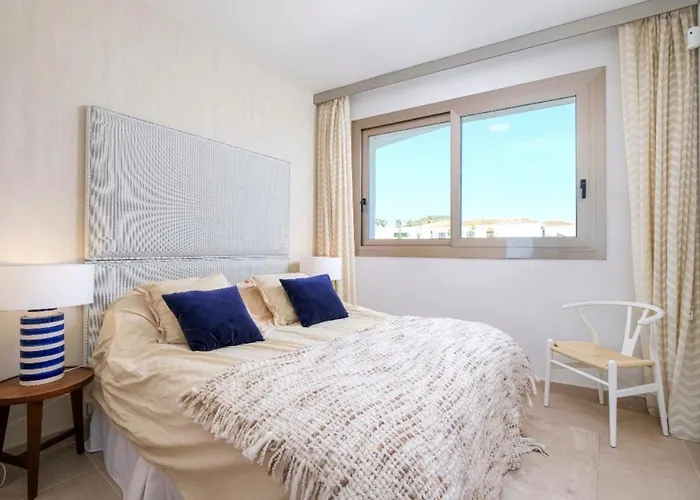 Luxury Frontline In Aria With And Fitness Fuengirola