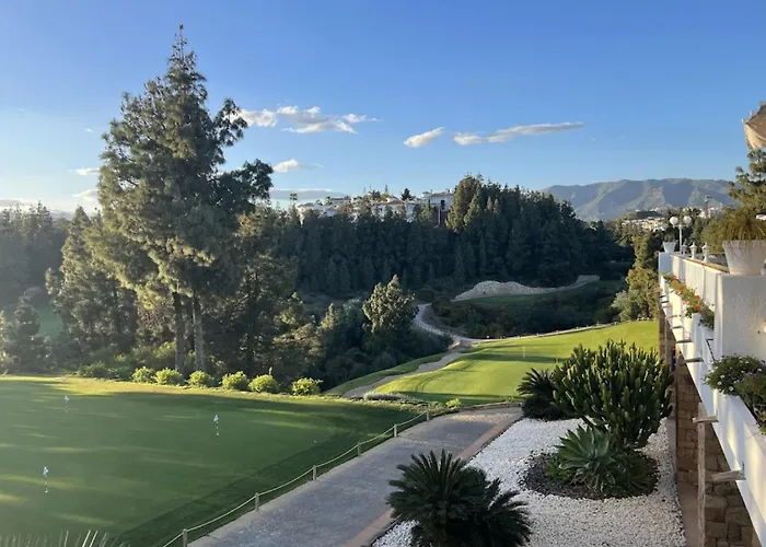 Luxury Frontline In Aria With And Fitness